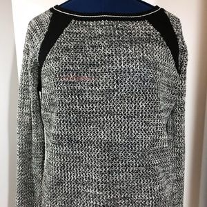 BB Dakota Sweater- Size Medium
